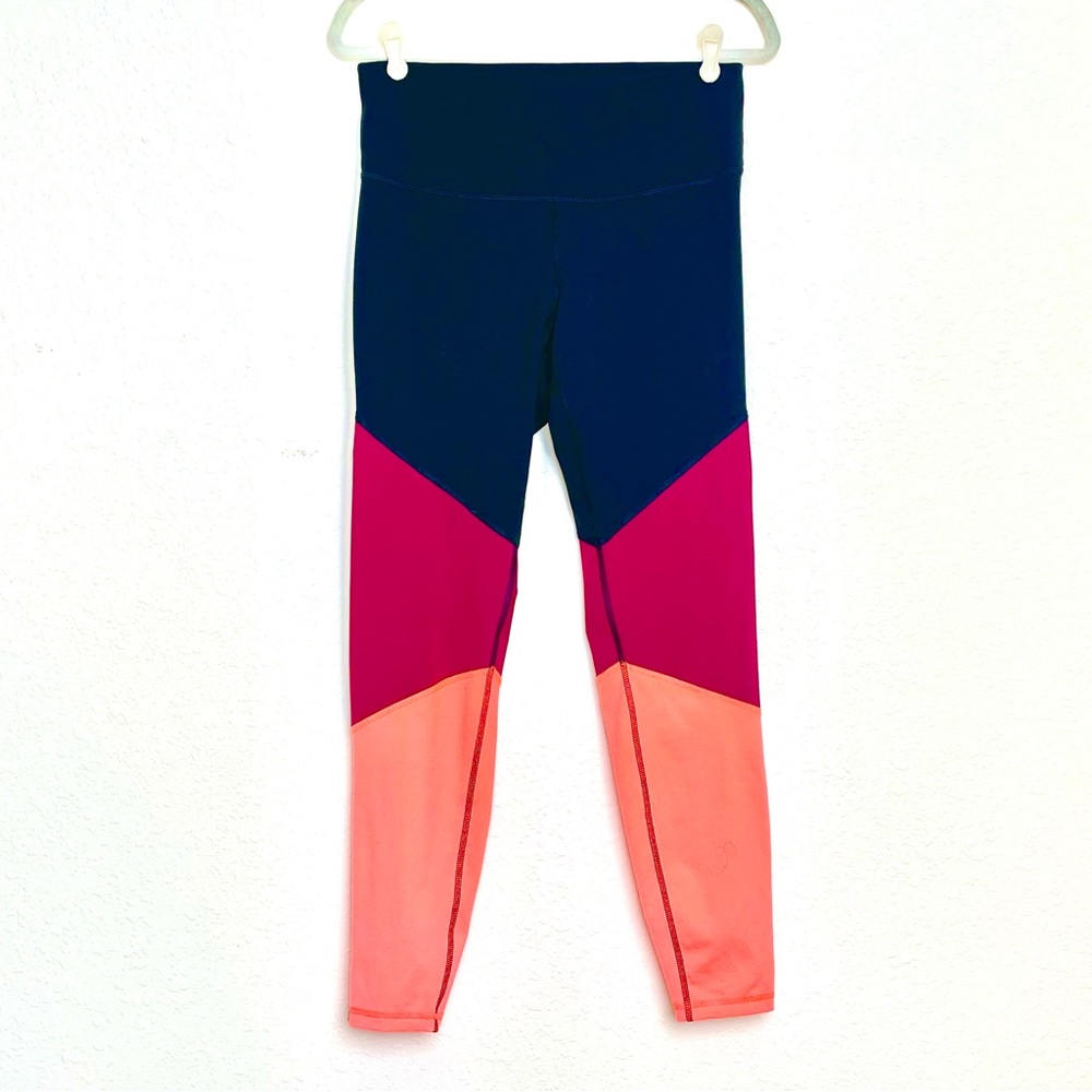 SOLD OLD NAVY Go Dri Leggings